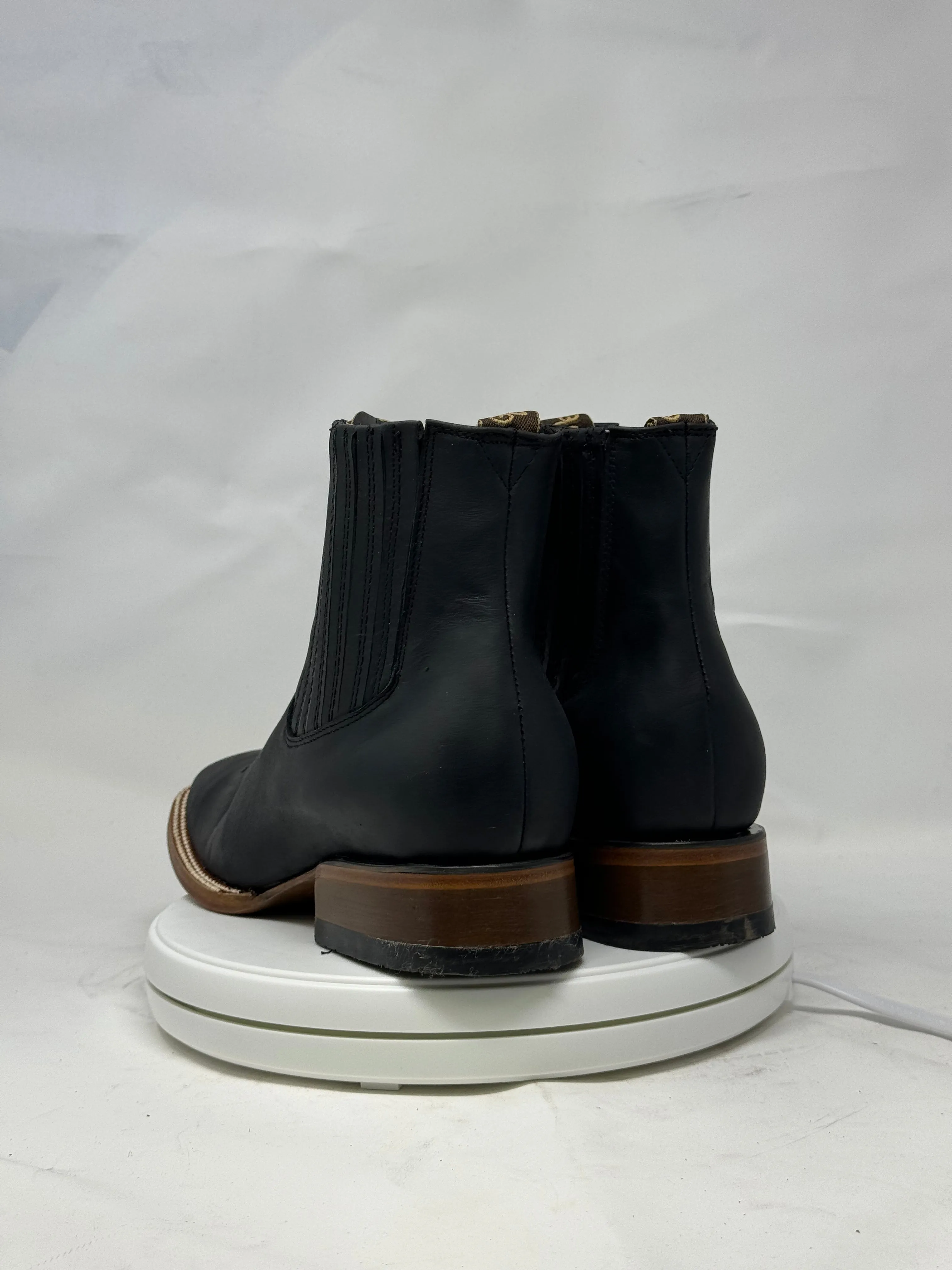1001 | Crazy Horse Black H Toe Chelsea Boots