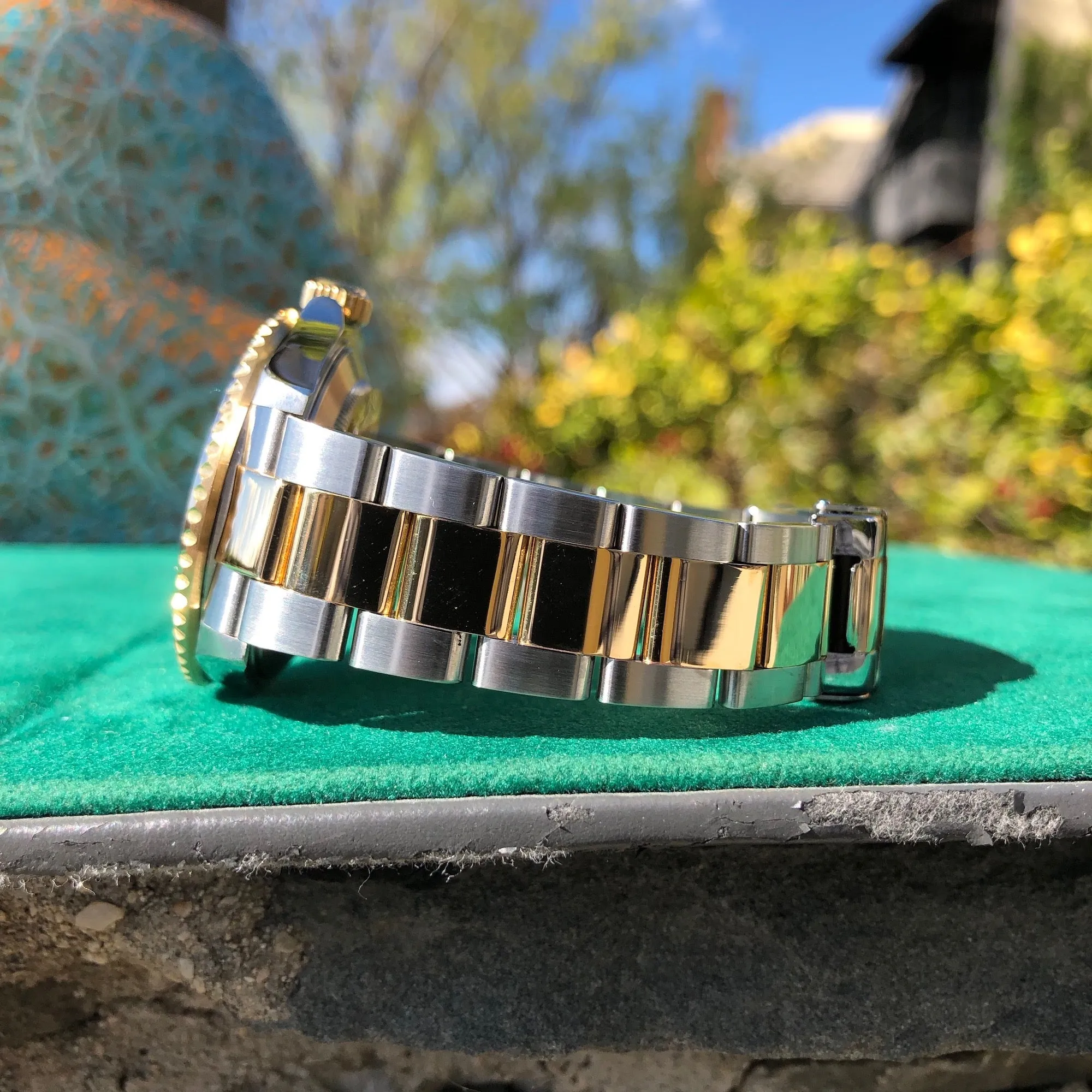 2004 Rolex Submariner Date 16613 Serti Two Tone Stainless Steel Gold Diamond Champange Sapphire Wristwatch Box Papers