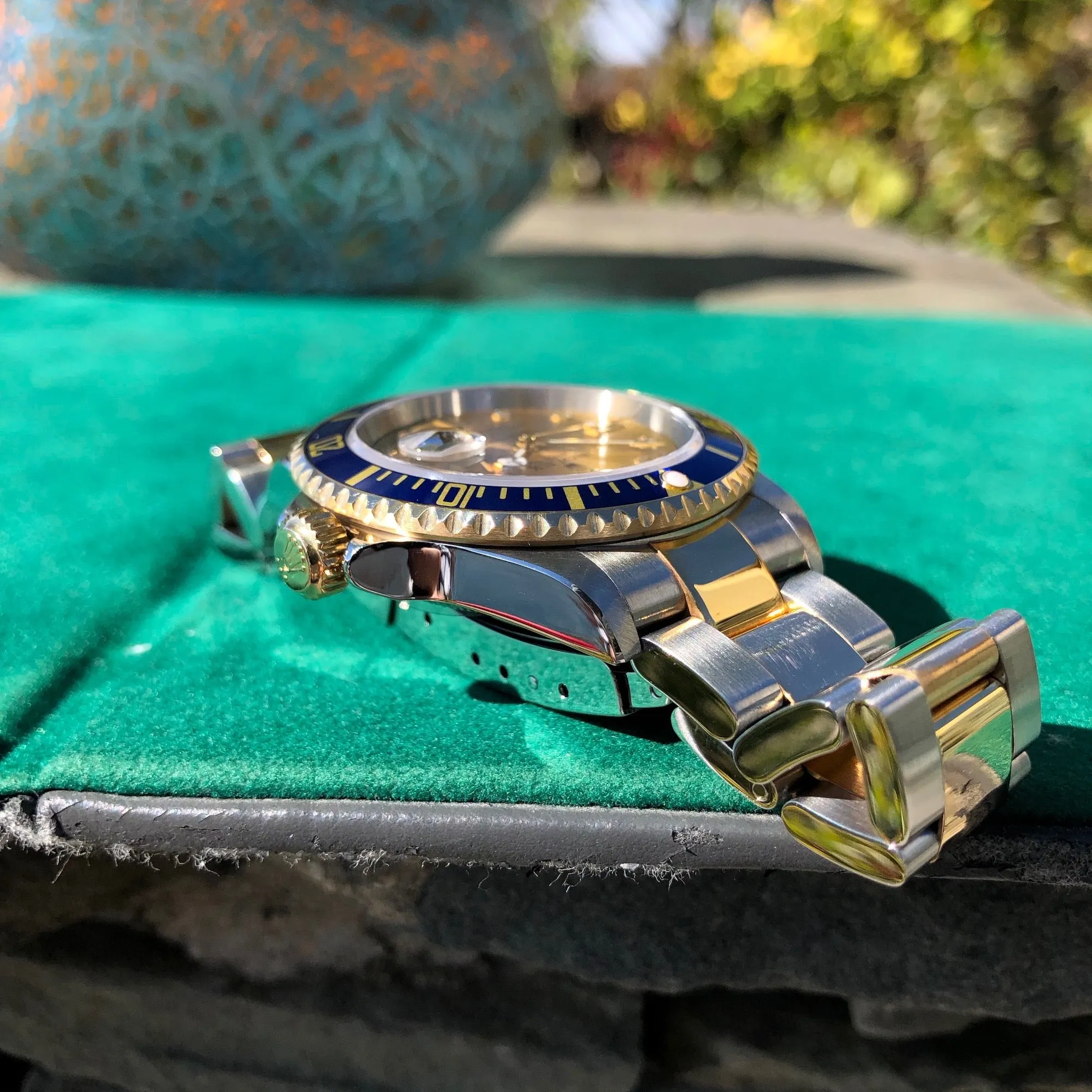 2004 Rolex Submariner Date 16613 Serti Two Tone Stainless Steel Gold Diamond Champange Sapphire Wristwatch Box Papers