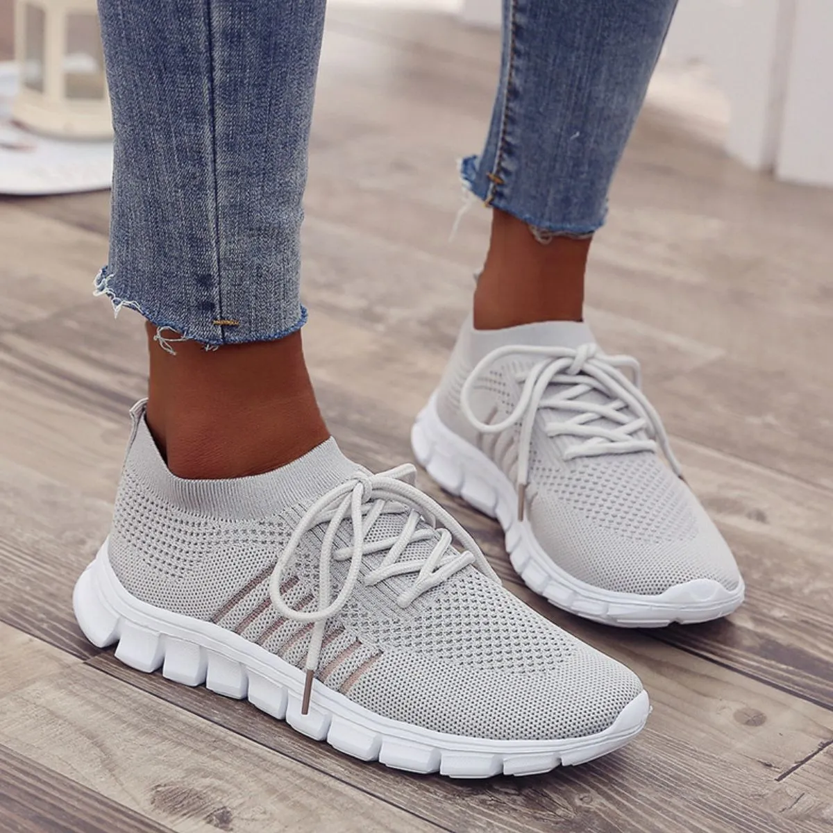 Athletic Shoes - Breathable Mesh Round Toe Lace Up Athletic
