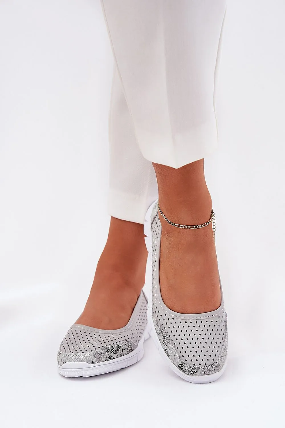Ballet flats Step in style