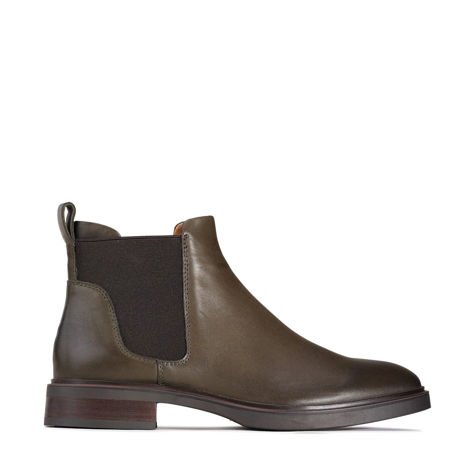 BLAIZ LEATHER LOW CUT CHELSEA BOOTS