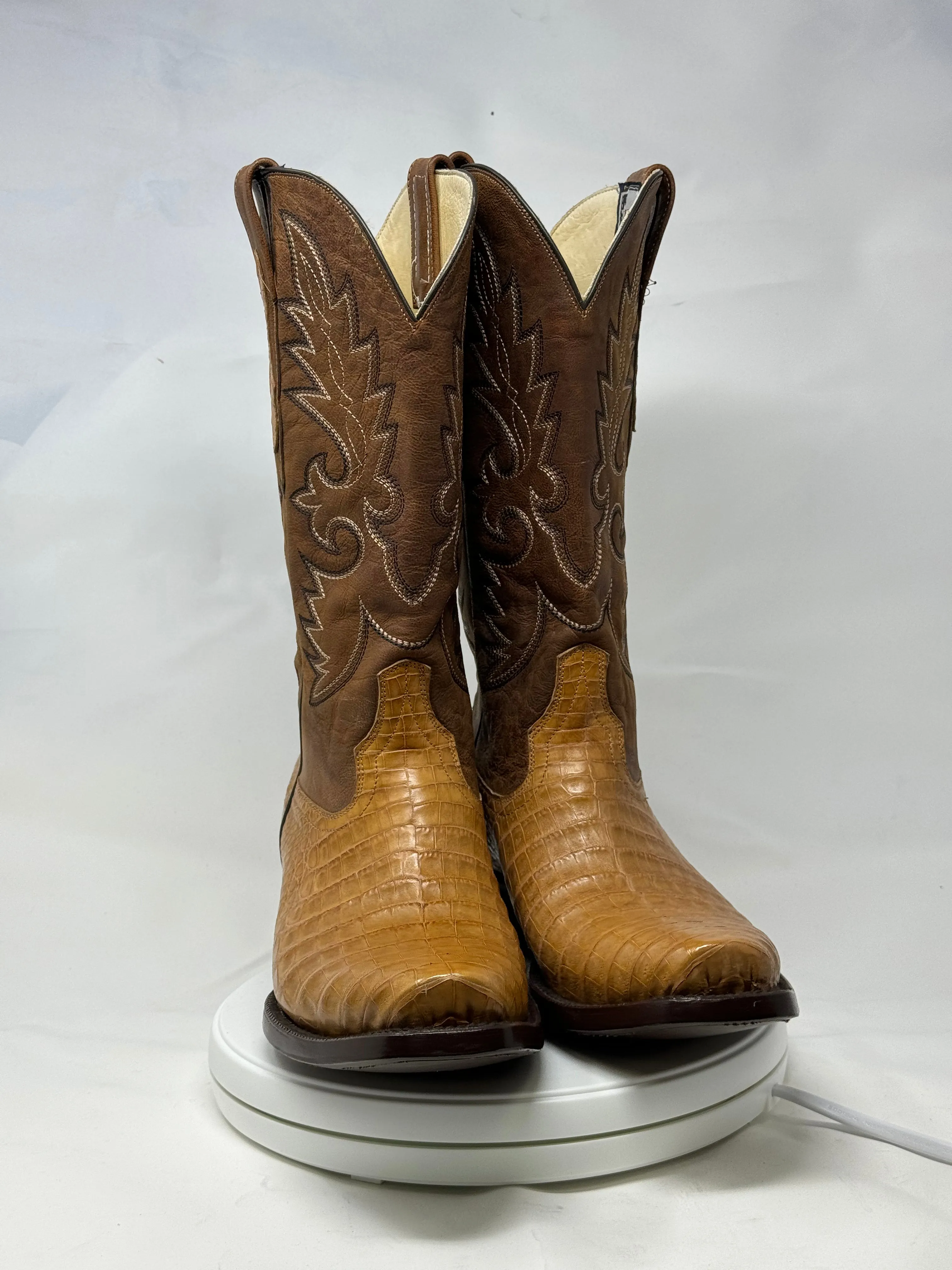 DJ2021 | Don Juan Boots Men's Caiman Belly Saddle Tan Diamond Toe