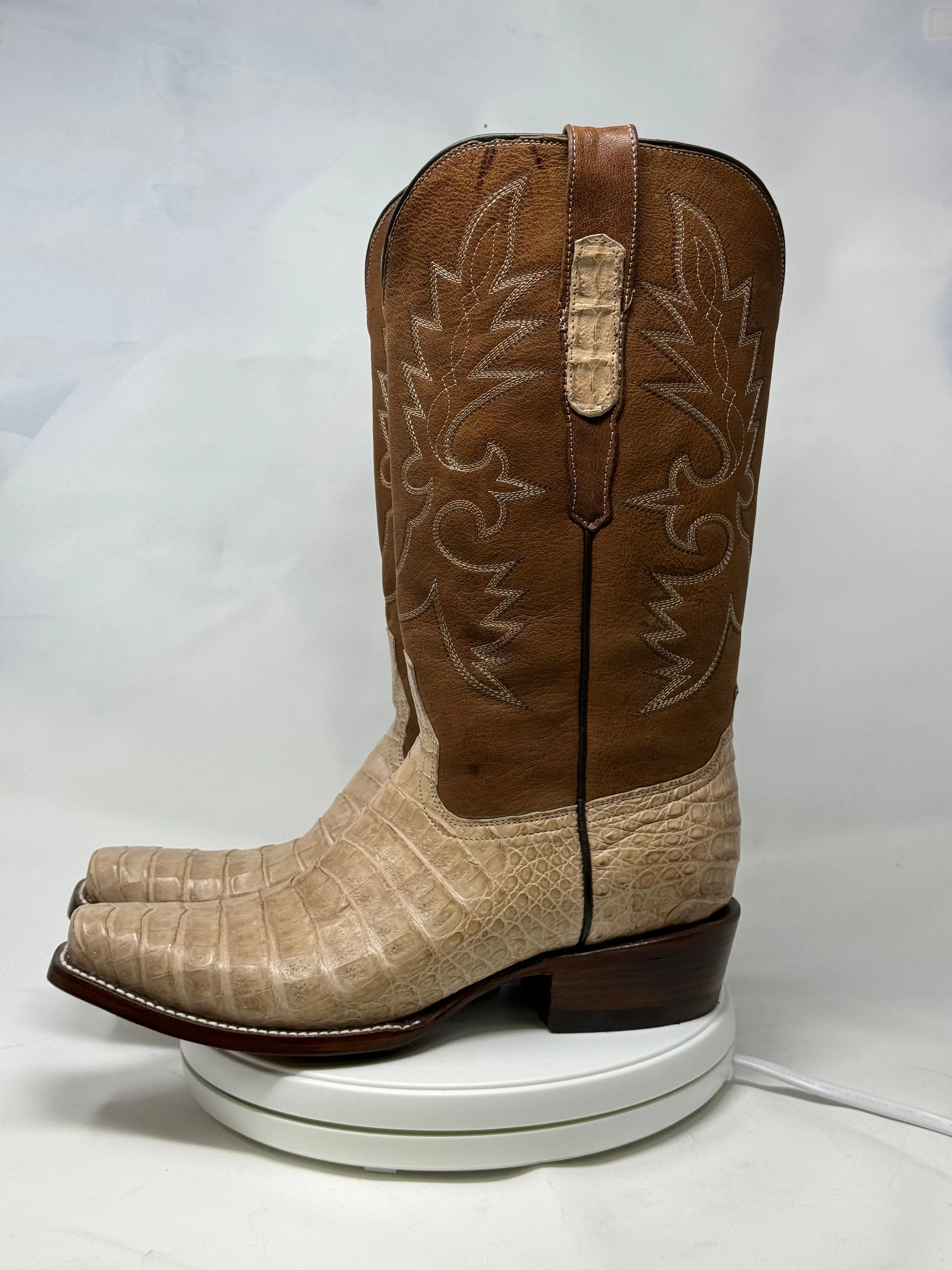DJ2056 | Don Juan Boots Men's Caiman Belly Oryx Diamond Toe
