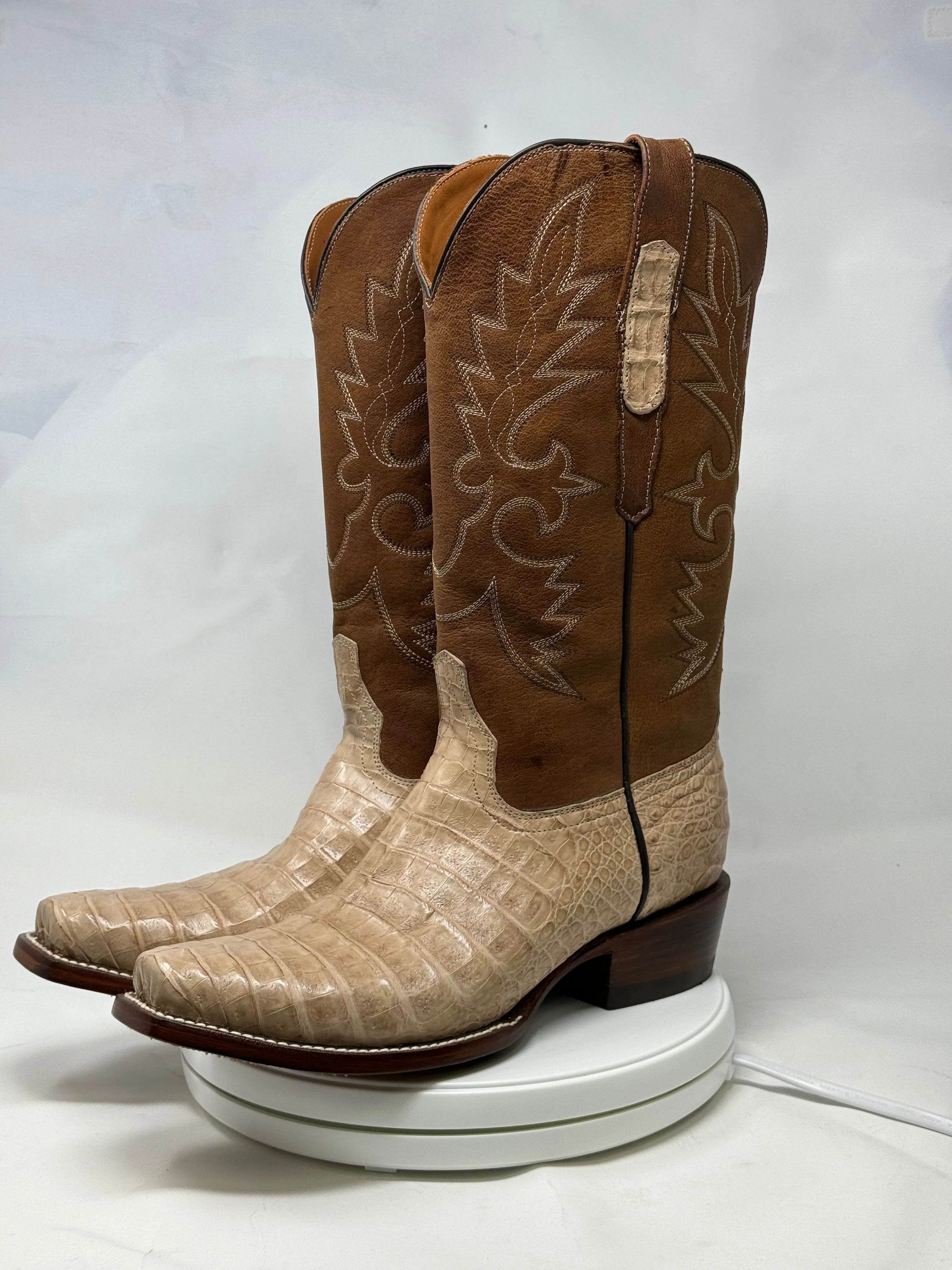 DJ2056 | Don Juan Boots Men's Caiman Belly Oryx Diamond Toe