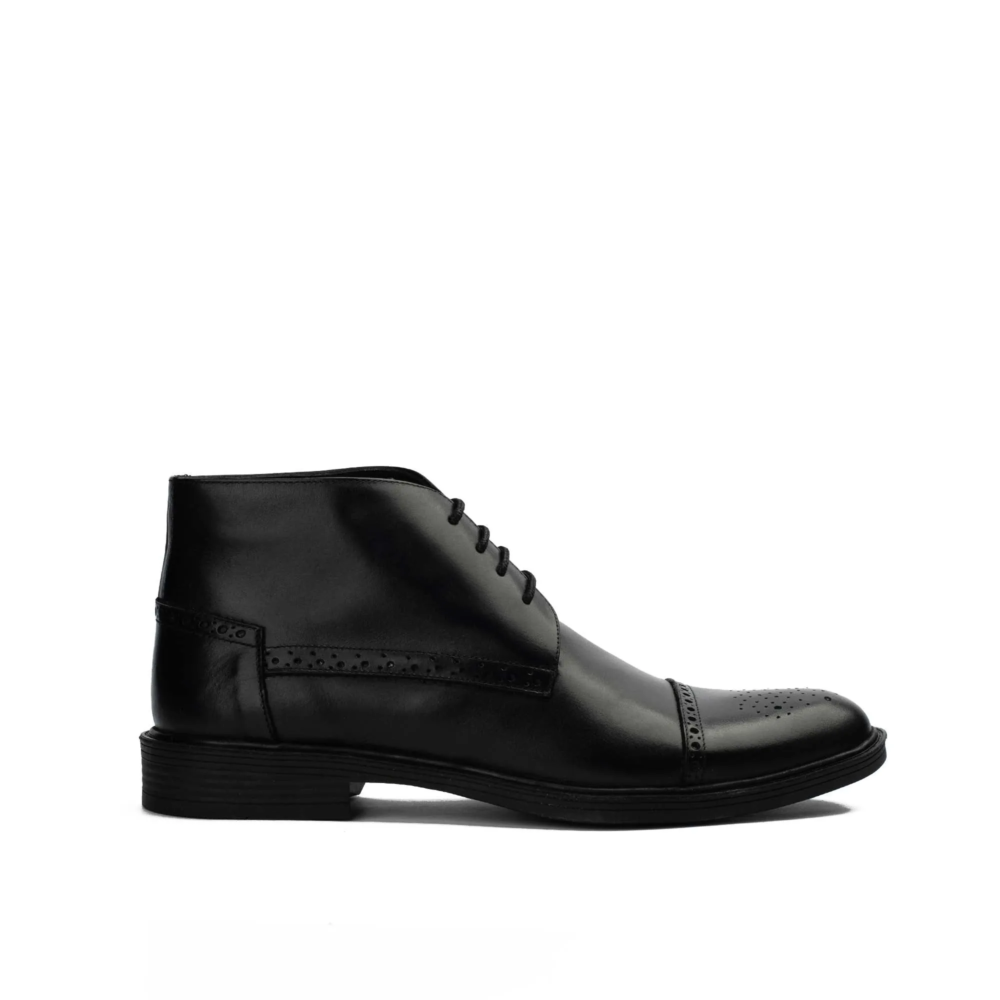 Essence Black Natural Leather Chelsea Boot