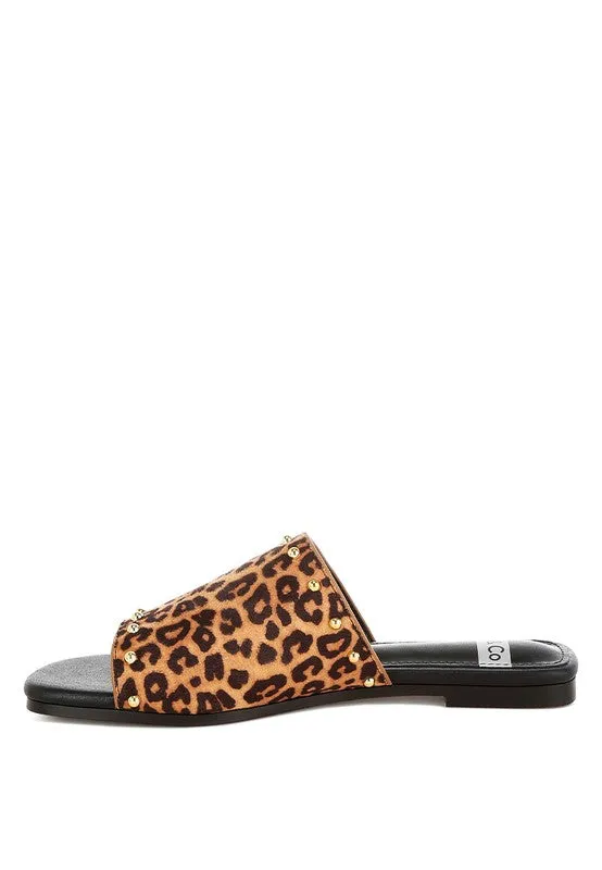 Hilsa Leopard Print Slip-On Flats for Stylish Comfort