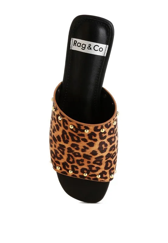 Hilsa Leopard Print Slip-On Flats for Stylish Comfort