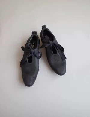 Lace-Up Suede Shoes