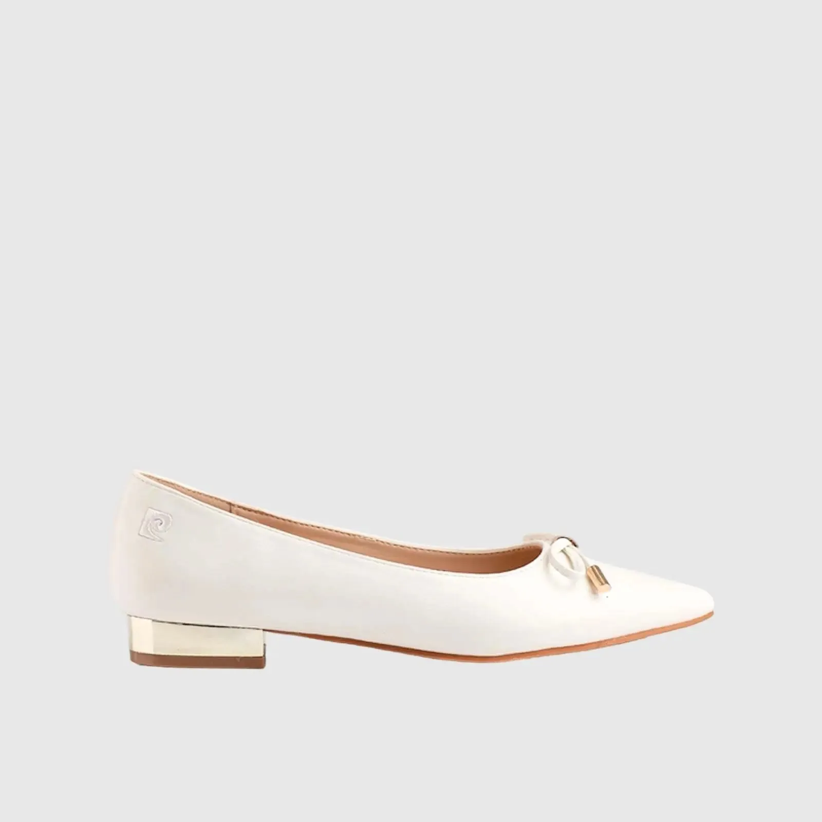 Low Heel Court Shoe White  10565