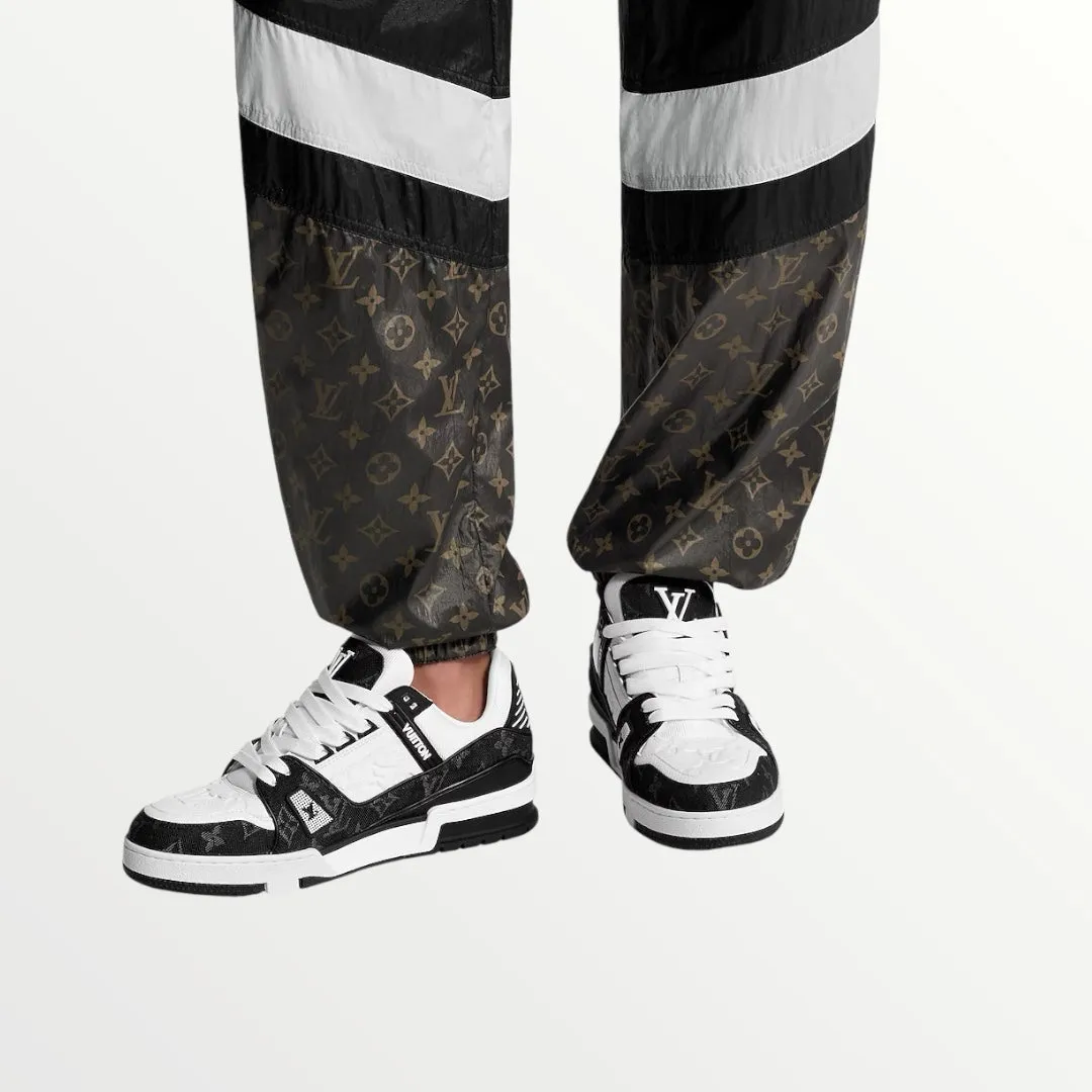 lv trainer sneaker black