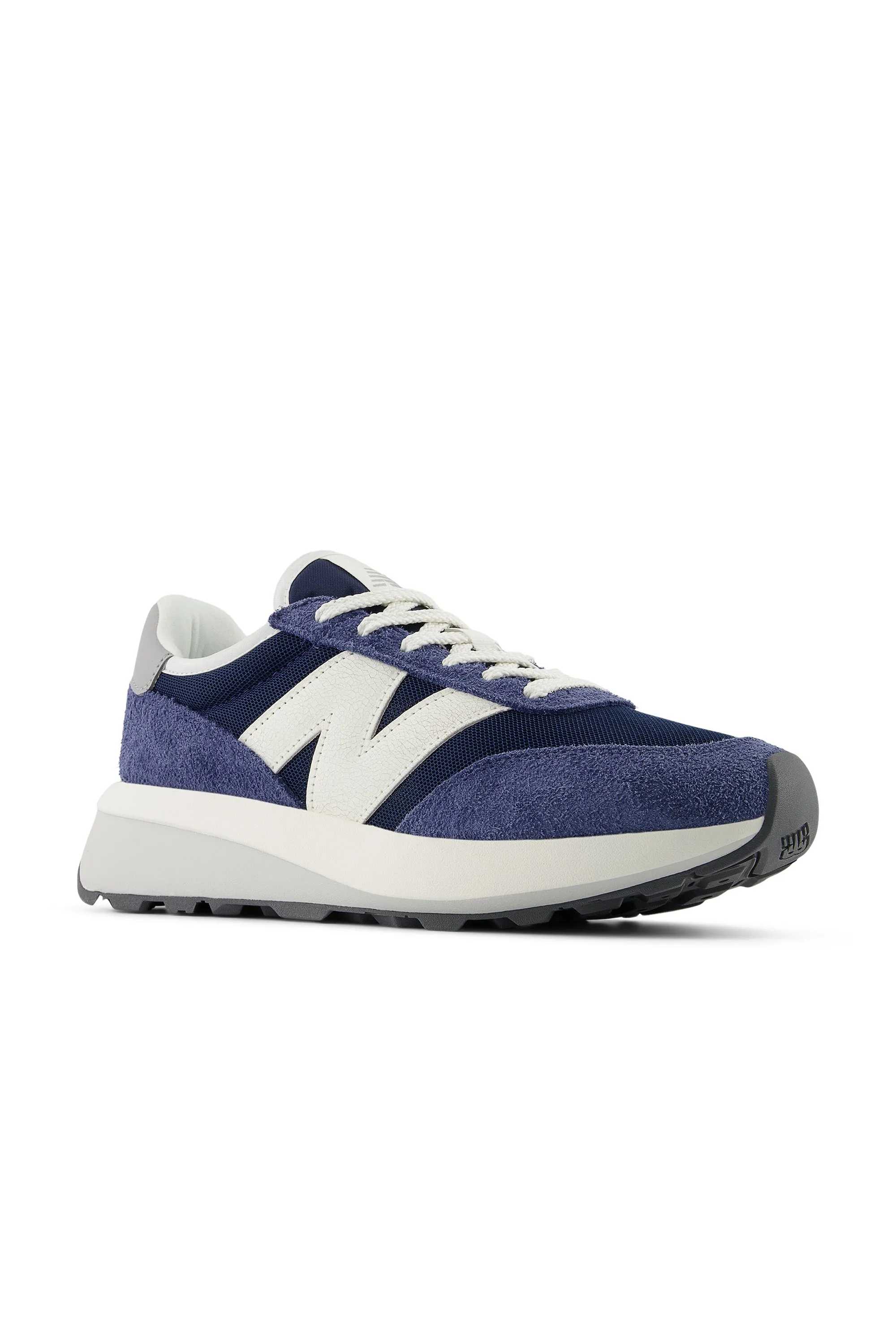 New Balance 370 Trainer Navy With Sea Salt