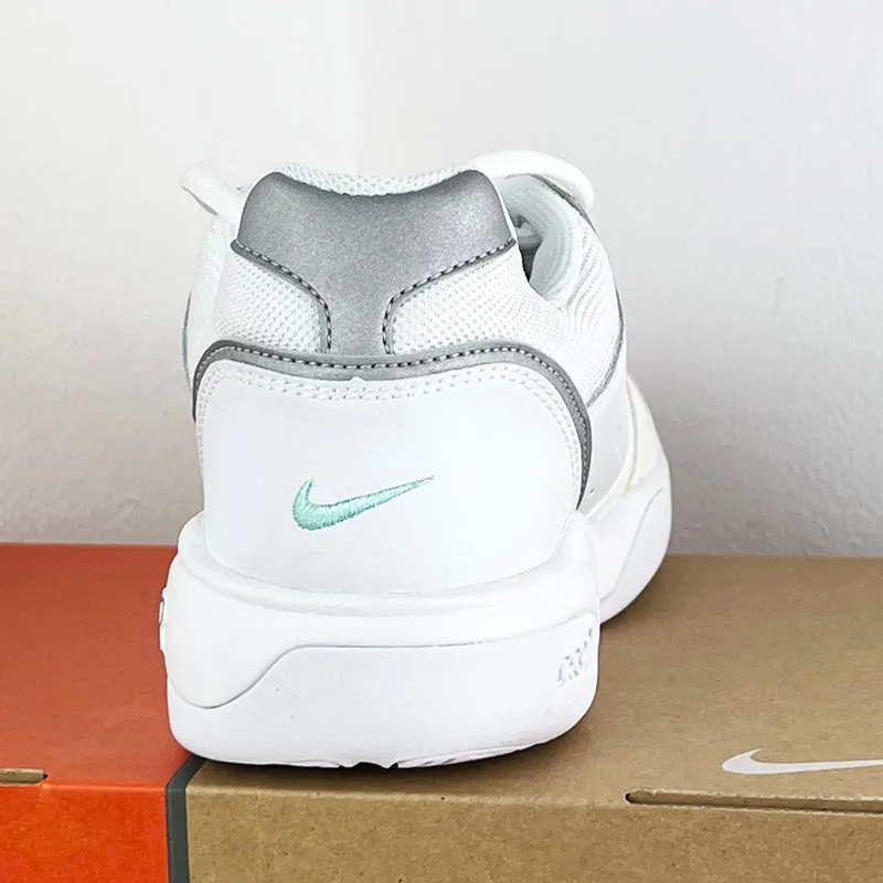 Nike Air Resolve Trainers