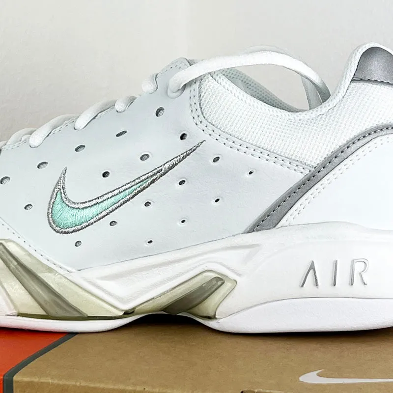 Nike Air Resolve Trainers