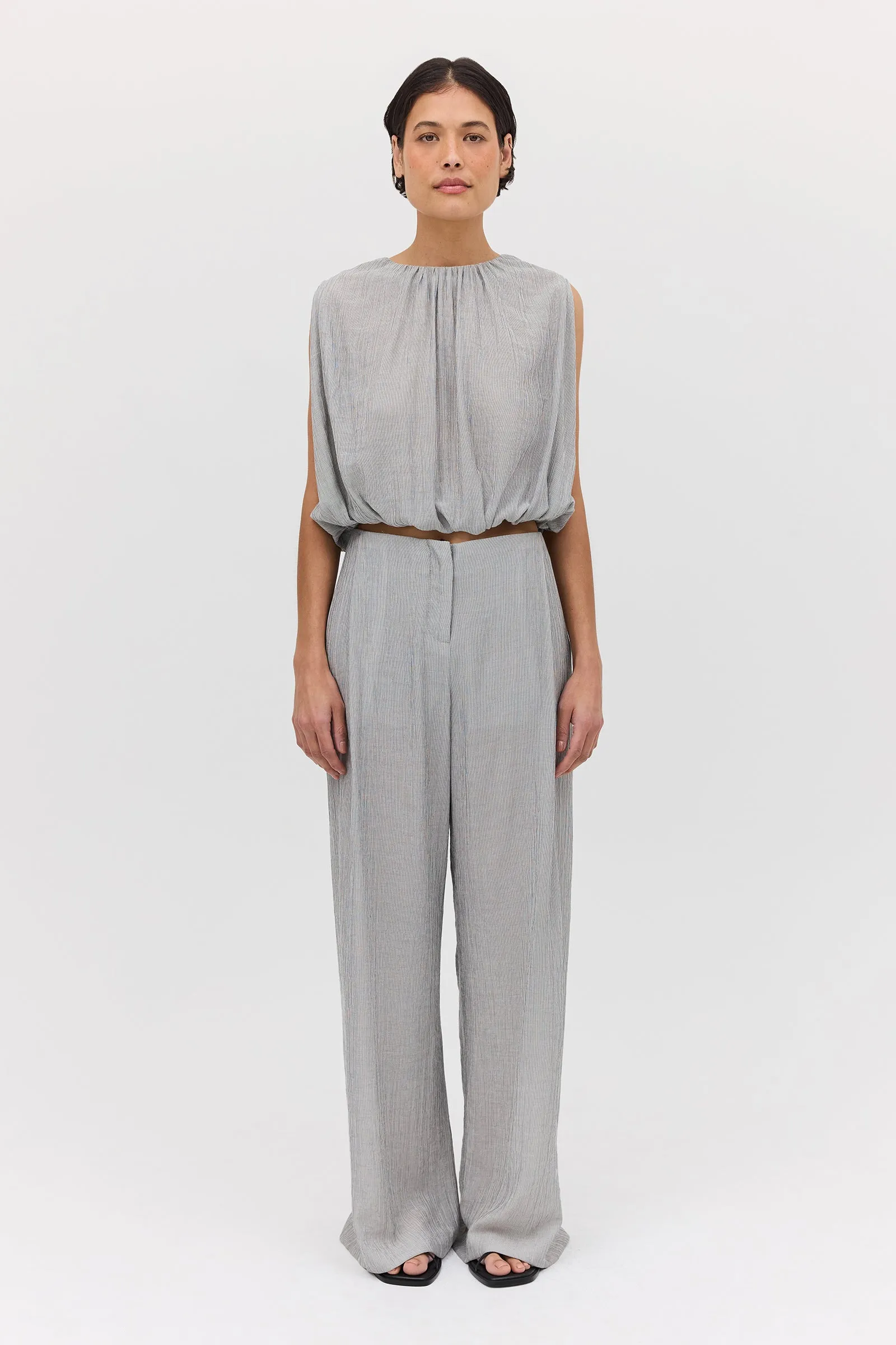 SILVER CRINKLE EMERGE TOP