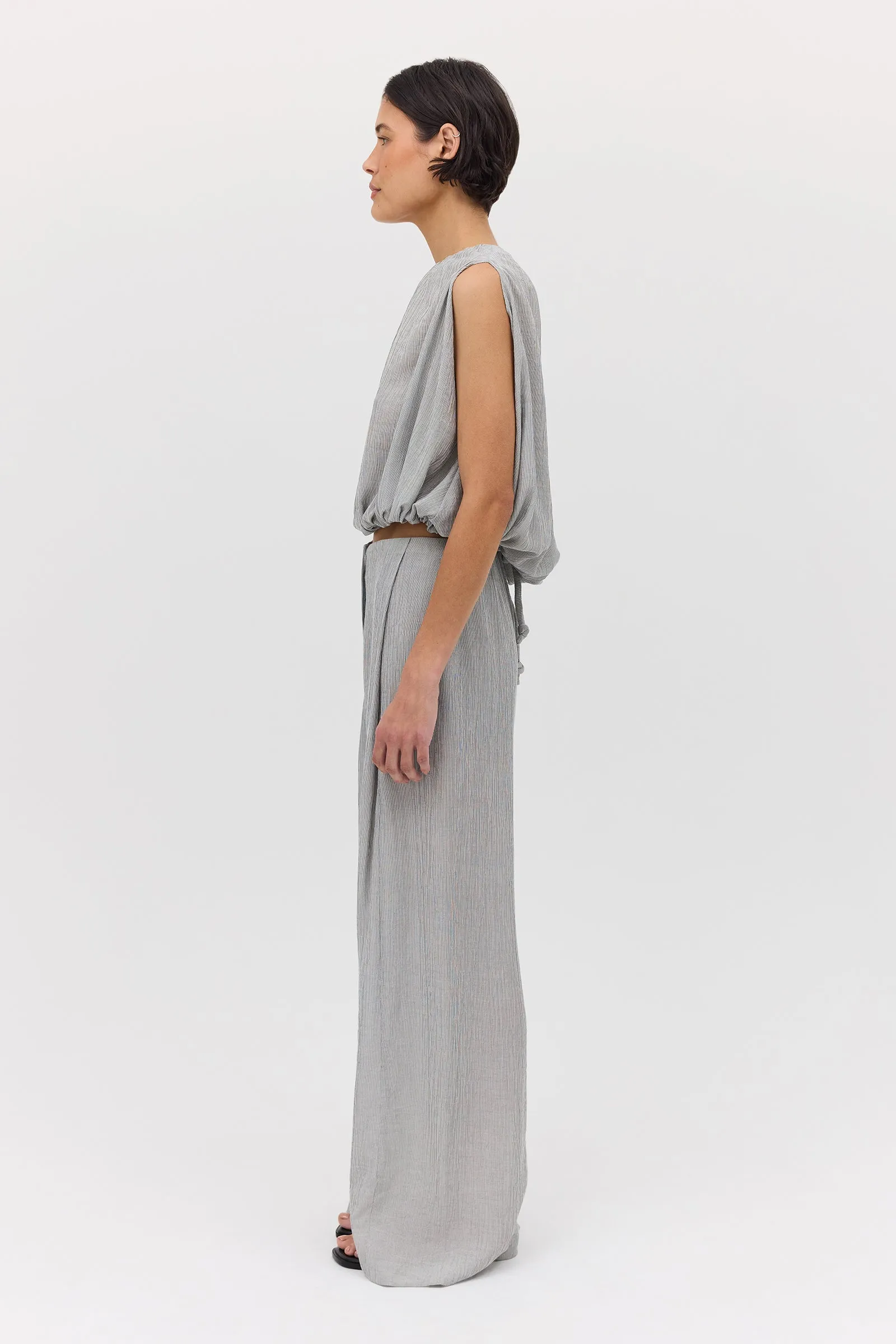 SILVER CRINKLE EMERGE TOP