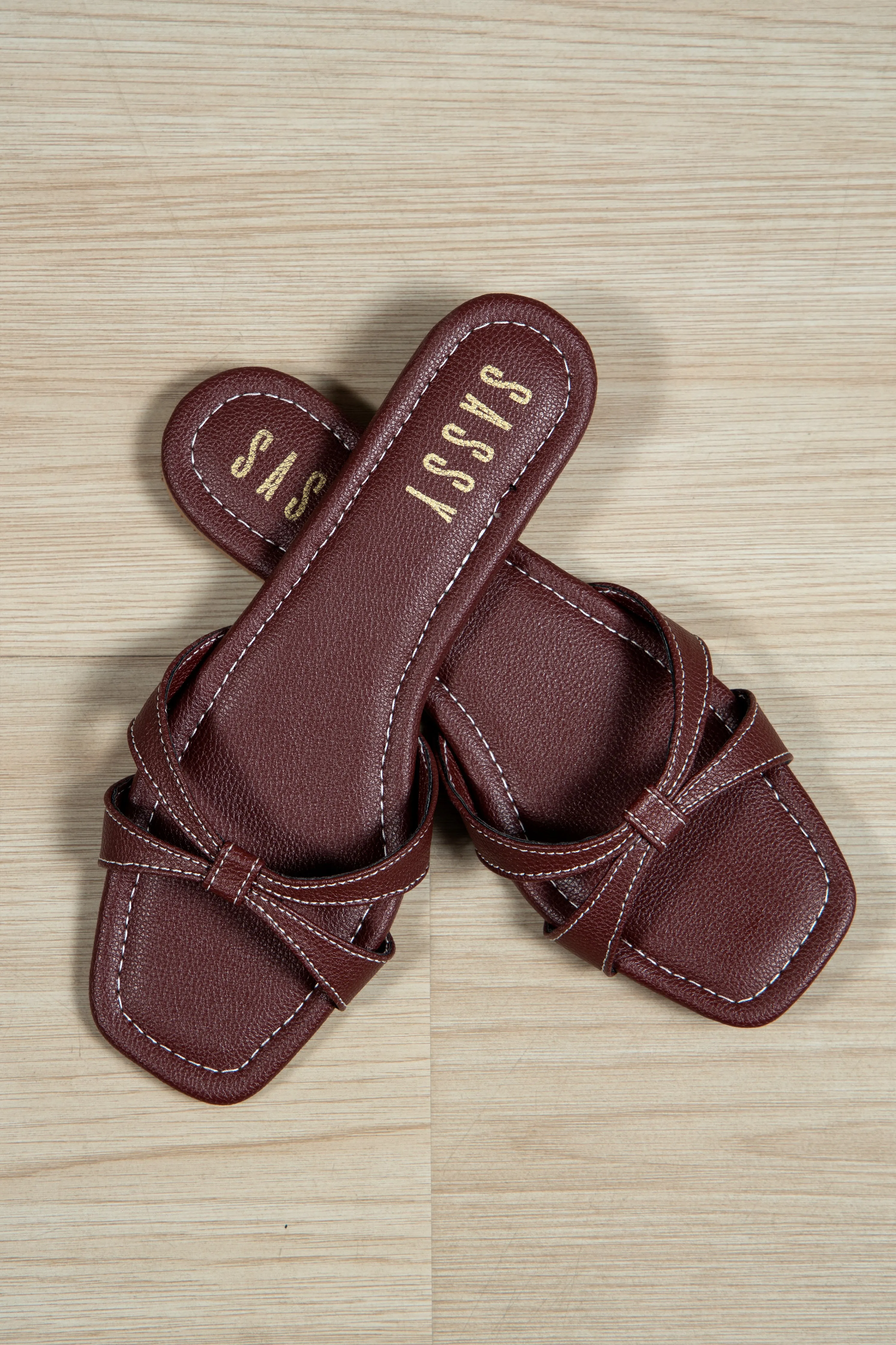 Sofia Flat Burgundy