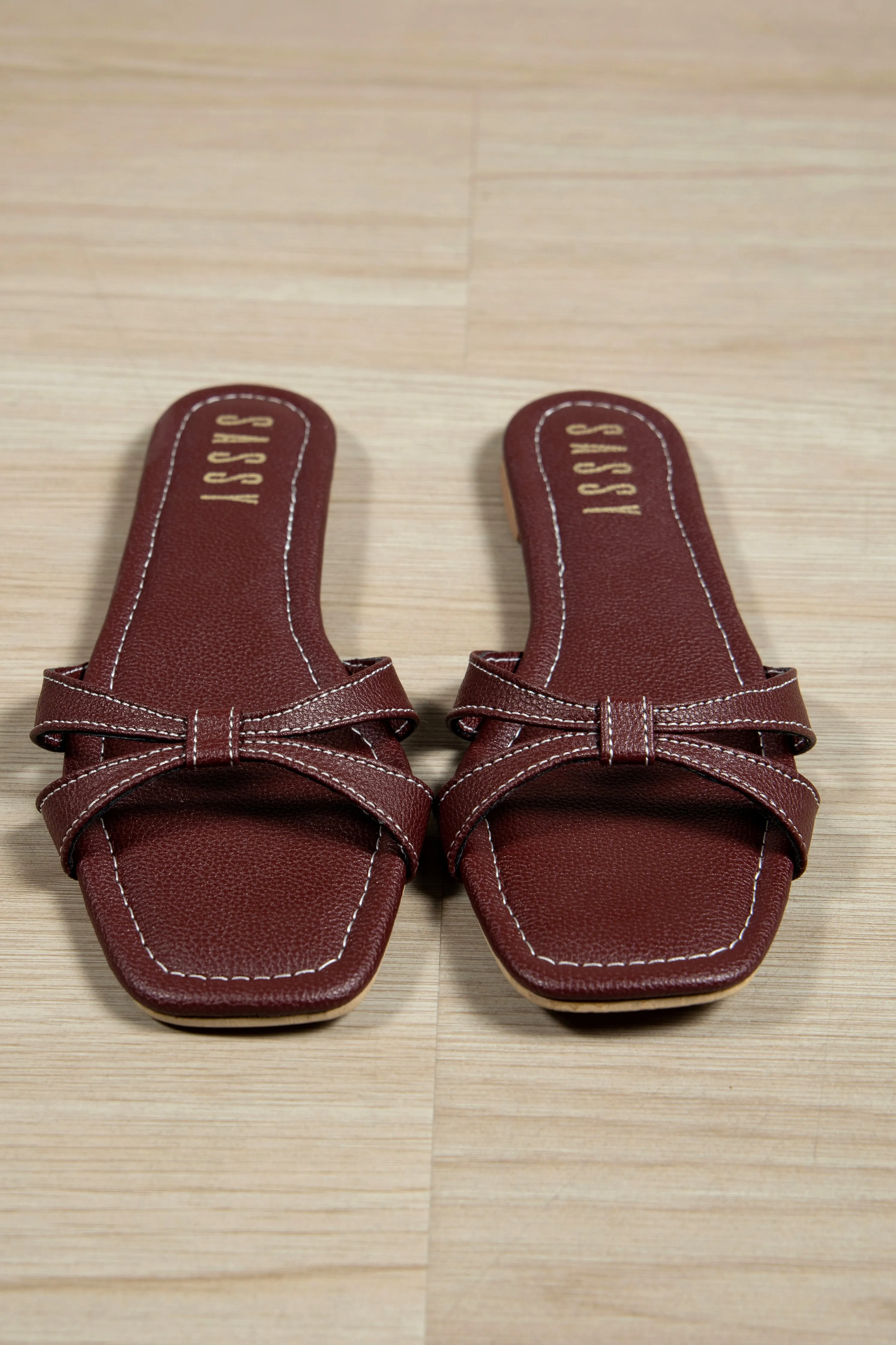 Sofia Flat Burgundy
