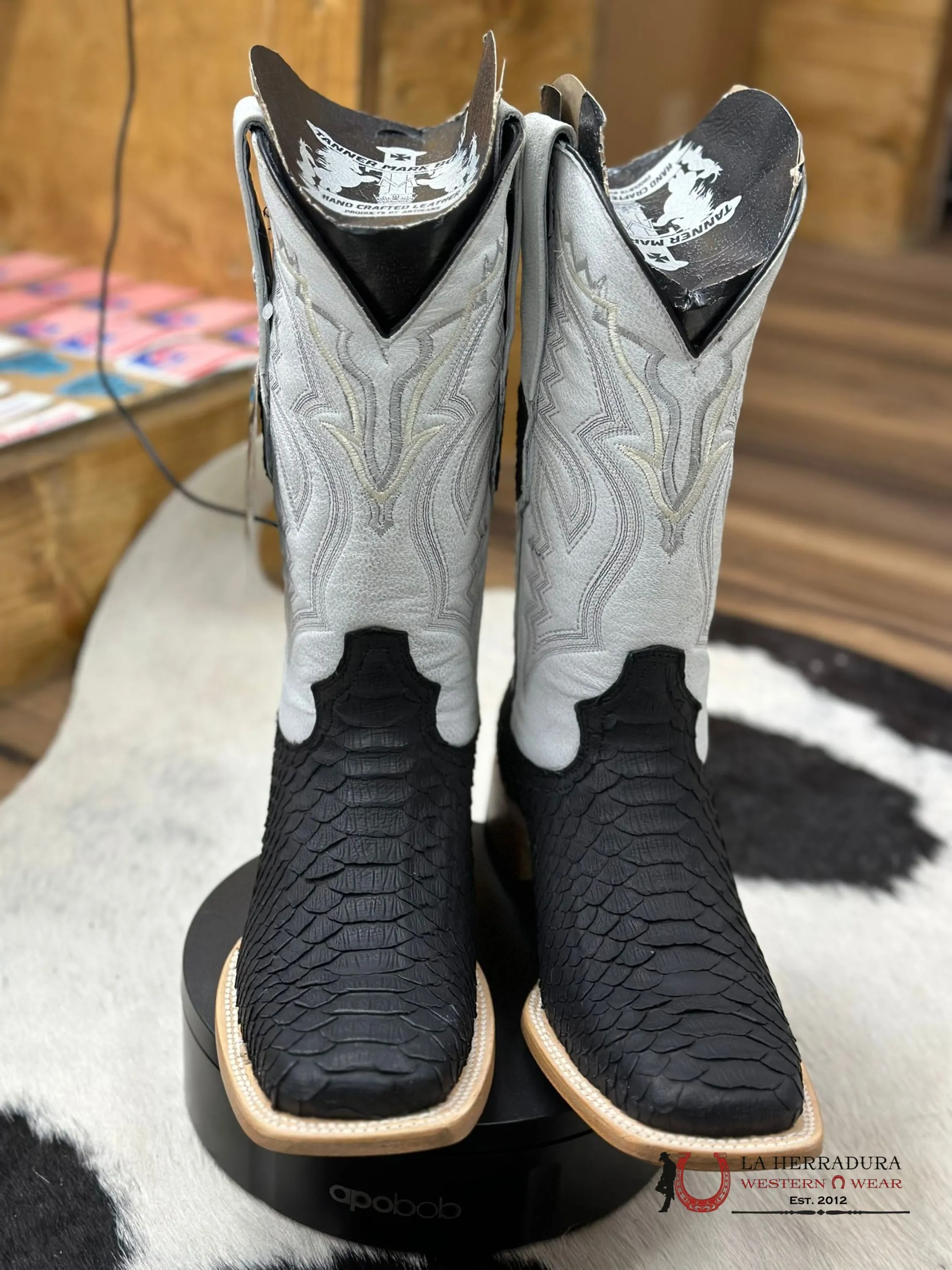 TANNER MARK BOOTS EXOTIC FISH SKIN BLACK