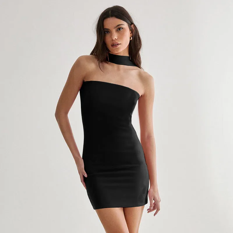 Timeless Strapless Bodycon Mini Dress with Sleek Design