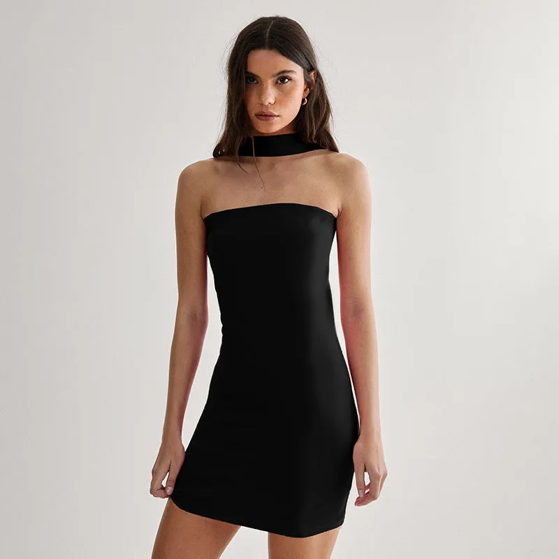 Timeless Strapless Bodycon Mini Dress with Sleek Design