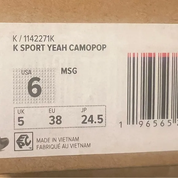 UGG K Sport Yeah CamoPop size6 NIB - Unisex