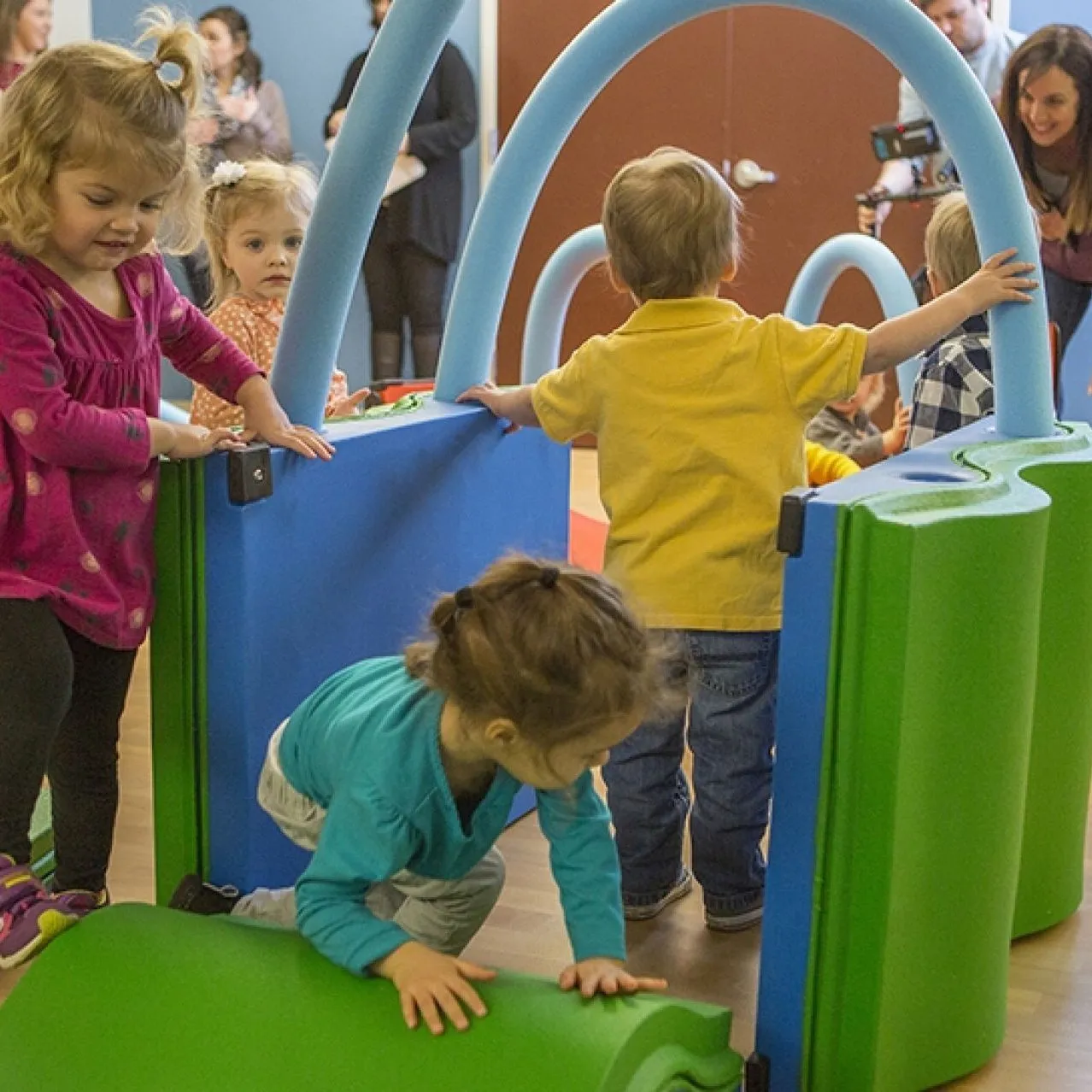 UltraPLAY The Snug Play Intermediate System