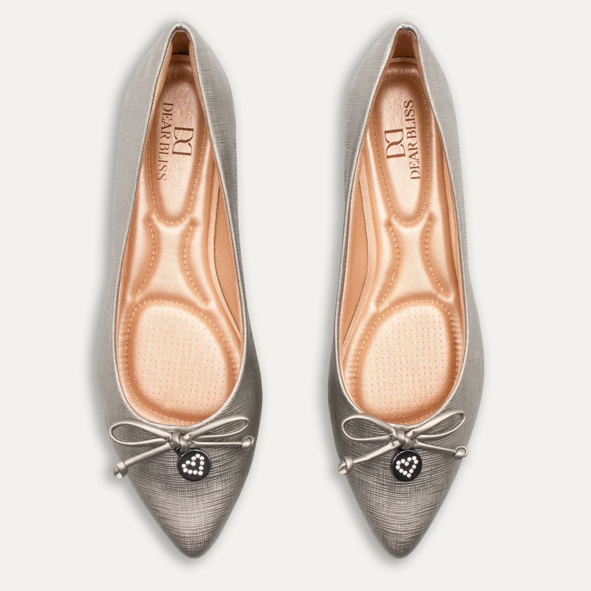 Yesenia Onix Pointed Toe Flats